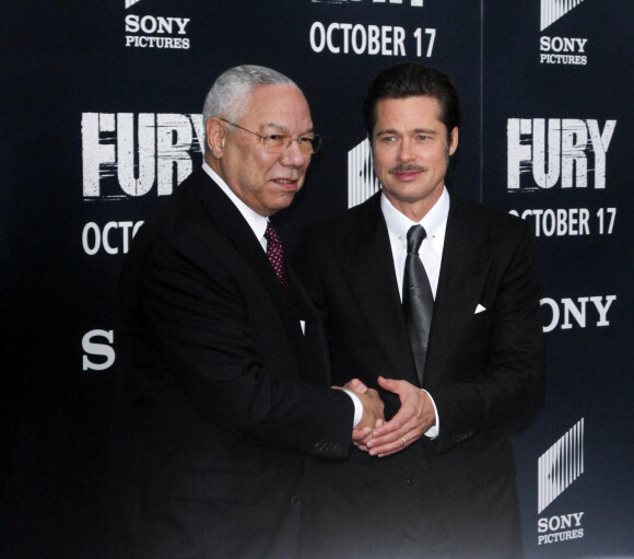 Colin Powell, Brad Pitt - Première de "Fury" à Washington le 15 octobre 2014.