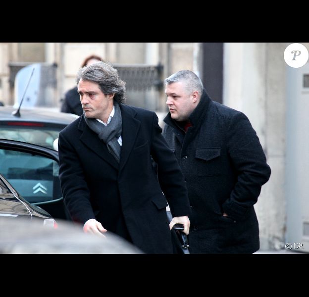 Johnny Hallyday Le Dr Delajoux Qui L Avait Opere A Un Beau Coquard Il A Porte Plainte Mais Purepeople