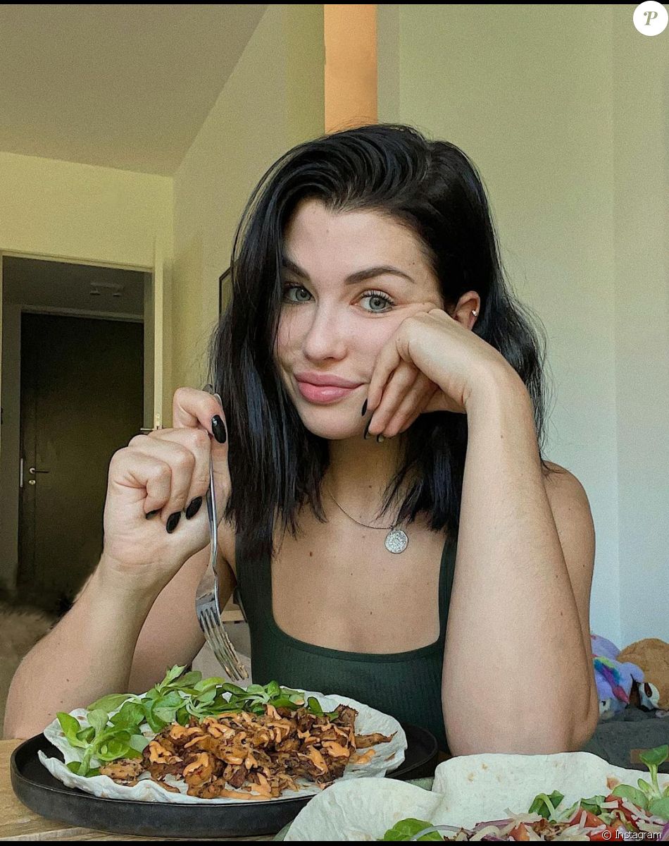 EnjoyPhoenix lutte contre des troubles alimentaires : "Je suis en rechute depuis 2 mois"