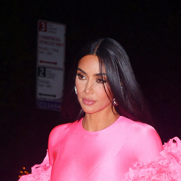 Kim Kardashian se rend à l'after party de l'émission "Saturday Night Live" (SNL) au club Zero Bond à New York, le 9 octobre 2021.