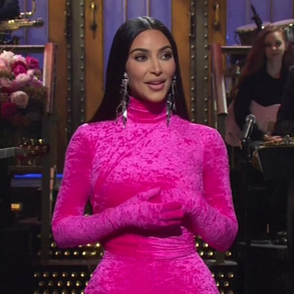 Kim Kardashian dans l'émission "Saturday Night Live".