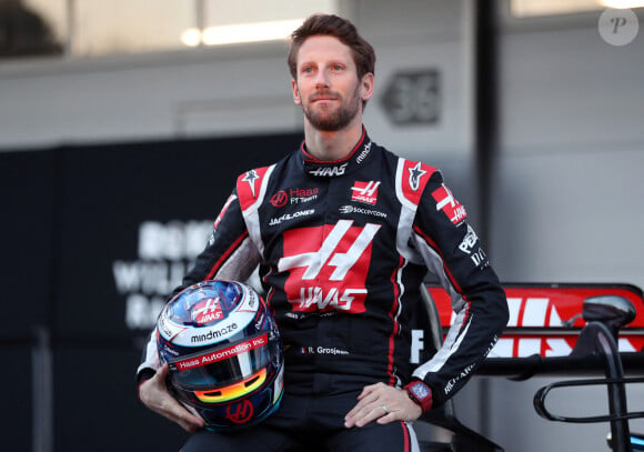 Romain Grosjean remonte à bord d'une Formule pour un test privé, 6 mois après son accident au Grand Prix du Bahreïn.