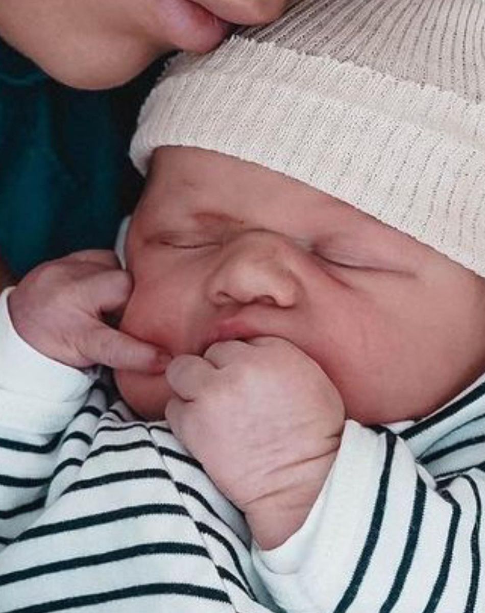 Milo, le fils aîné d'Hillary Vanderosieren et Giovanni Bonamy, et son petit frère pas encore né sont de véritables sosies !