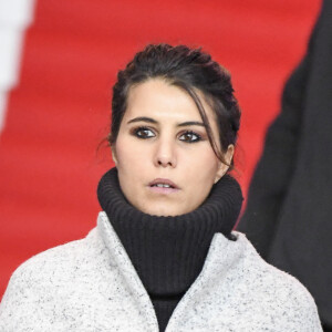 Karine Ferri encourage son compagnon Yoann Gourcuff lors du match Psg-Rennes au Parc des Princes à Paris le 6 novembre 2016. (victoire 4-0 du Psg) © Pierre Perusseau/Bestimage