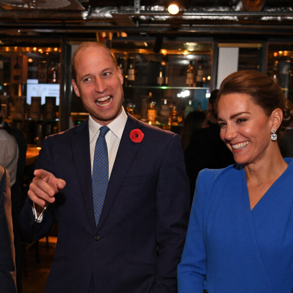 Catherine "Kate Middleton" et le prince William, duc et duchesse de Cambridge lors de la réception à la distillerie Clydeside à Glasgow pour les gagnants et finalistes du premier prix Earthshot en marge de la COP26 le 1er novembre 2021.