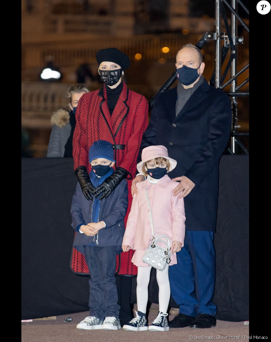 Le prince Albert II de Monaco, sa femme la princesse Charlene et leurs enfants le prince héréditaire Jacques et la princesse Gabriella durant la célébration de la Sainte Dévote, Sainte patronne de Monaco, à Monaco le 26 janvier 2021. © Olivier Huitel / Pool Monaco /Bestimage