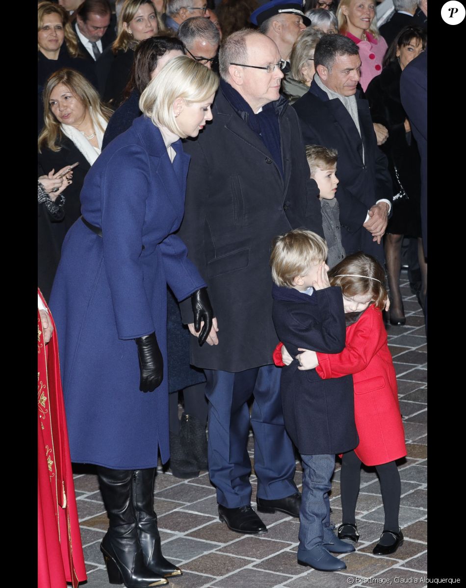 Le prince Albert II de Monaco, sa femme la princesse Charlene et leurs enfants le prince héréditaire Jacques et la princesse Gabriella durant la célébration de la Sainte Dévote, Sainte patronne de Monaco, à Monaco le 26 janvier 2020. © Claudia Albuquerque/Bestimage