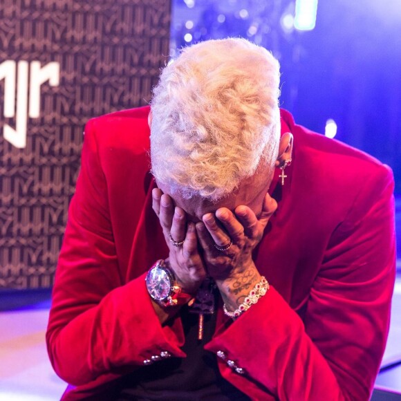 Neymar a partagé sur Instagram des photos souvenirs de l'une de ses rencontres avec la défunte chanteuse Marilia Mendonça, morte dans un accident d'avion au Brésil.