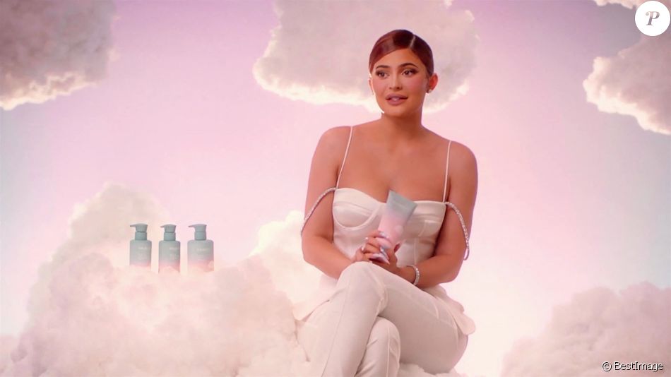 La nouvelle publicité de Kylie Jenner pour ses produits &quot;Kylie Baby&quot;.   