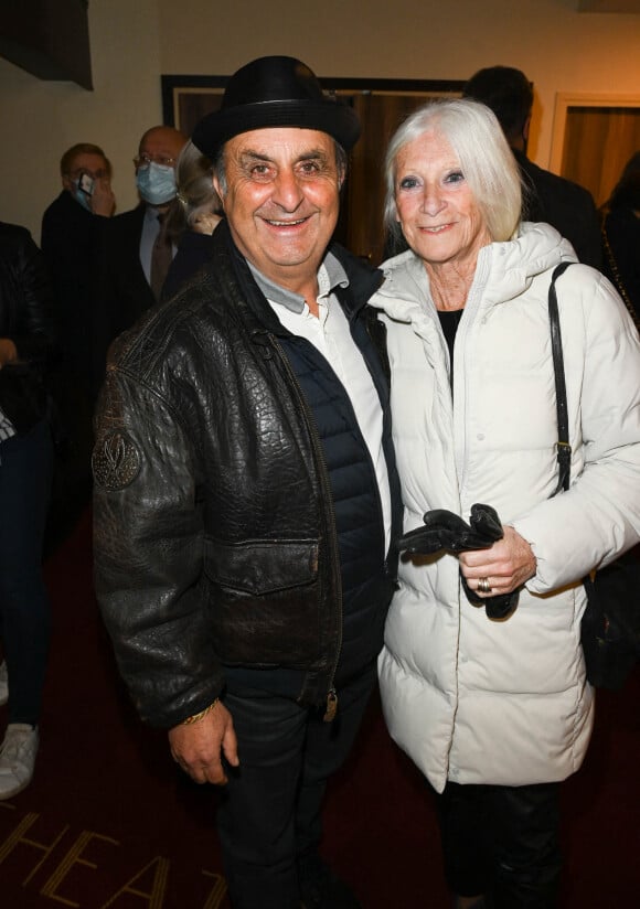 Exclusif - Richard Taxy et sa femme - Inauguration du théâtre de Passy lors du spectacle Joséphine B à Paris le 8 novembre 2021. © Coadic Guirec/Bestimage