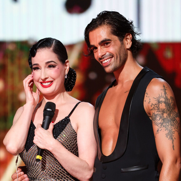 Christophe Licata et Dita Von Teese dans "Danse avec les stars 2021"