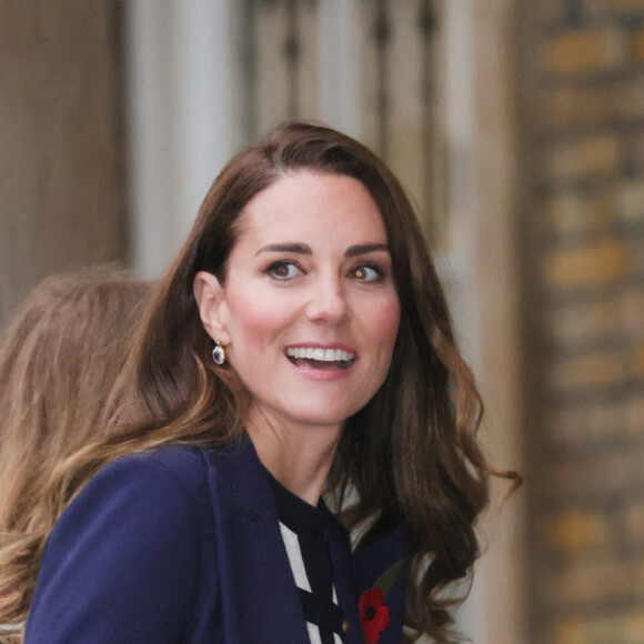 Kate Middleton, duchesse de Cambridge, arrive au musée de la guerre à Londres, le 10 novembre 2021.