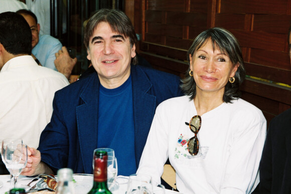 Archives - Serge Lama et sa femme Michèle (Michèle Chauvier), Roland Garros, Paris. Juin 1999.