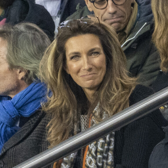 Anne-Claire Coudray et son compagnon Nicolas Vix - Qualification pour la Coupe du monde 2022 entre la France et le Kazakhstan au Parc des Princes à Paris. © Cyril Moreau/Bestimage