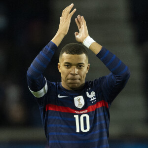 Kylian Mbappé - Match de football de qualification pour la Coupe du monde 2022 entre la France et le Kazakhstan au stade Parc des Princes à Paris, le 13 novembre 2021. © Cyril Moreau/Bestimage