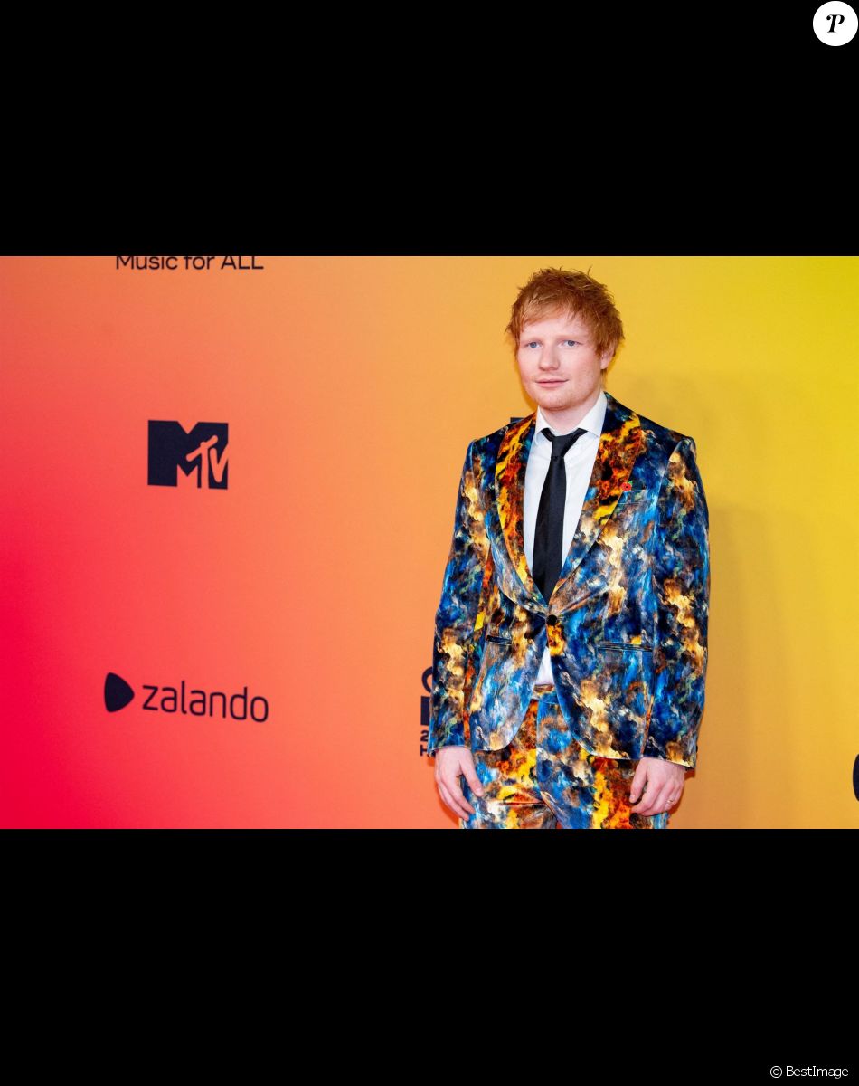 Ed Sheeran au photocall des "MTV Europe Music Awards (EMA)" au Laszlo Papp Budapest Sports Arena. Budapest, le 14 novembre 2021.