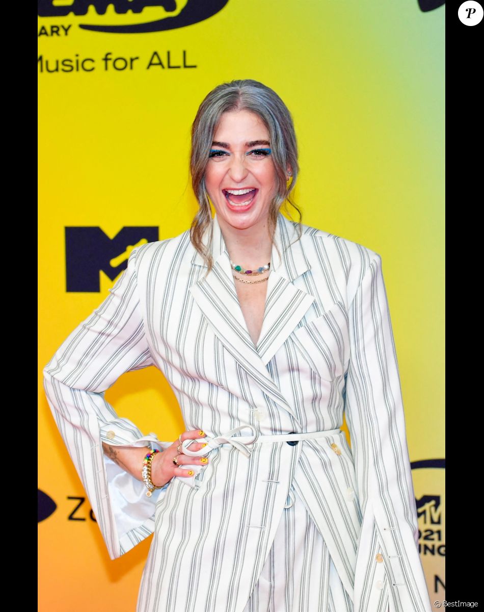 Harriet Rose au photocall des "MTV Europe Music Awards (EMA)" au Laszlo Papp Budapest Sports Arena. Budapest, le 14 novembre 2021.