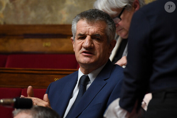 Jean Lassalle - Séance de "questions au gouvernement" à l'Assemblée nationale. Paris. Le 21 janvier 2020.