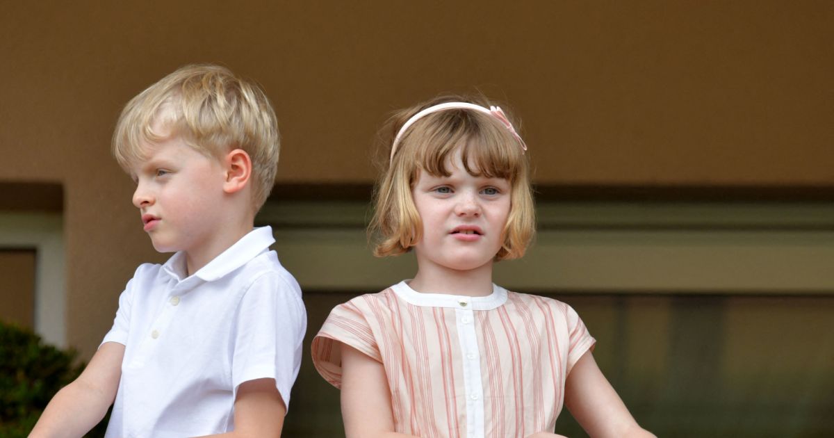 Le prince héréditaire Jacques de Monaco et sa soeur la princesse Gabriella de Monaco durant la