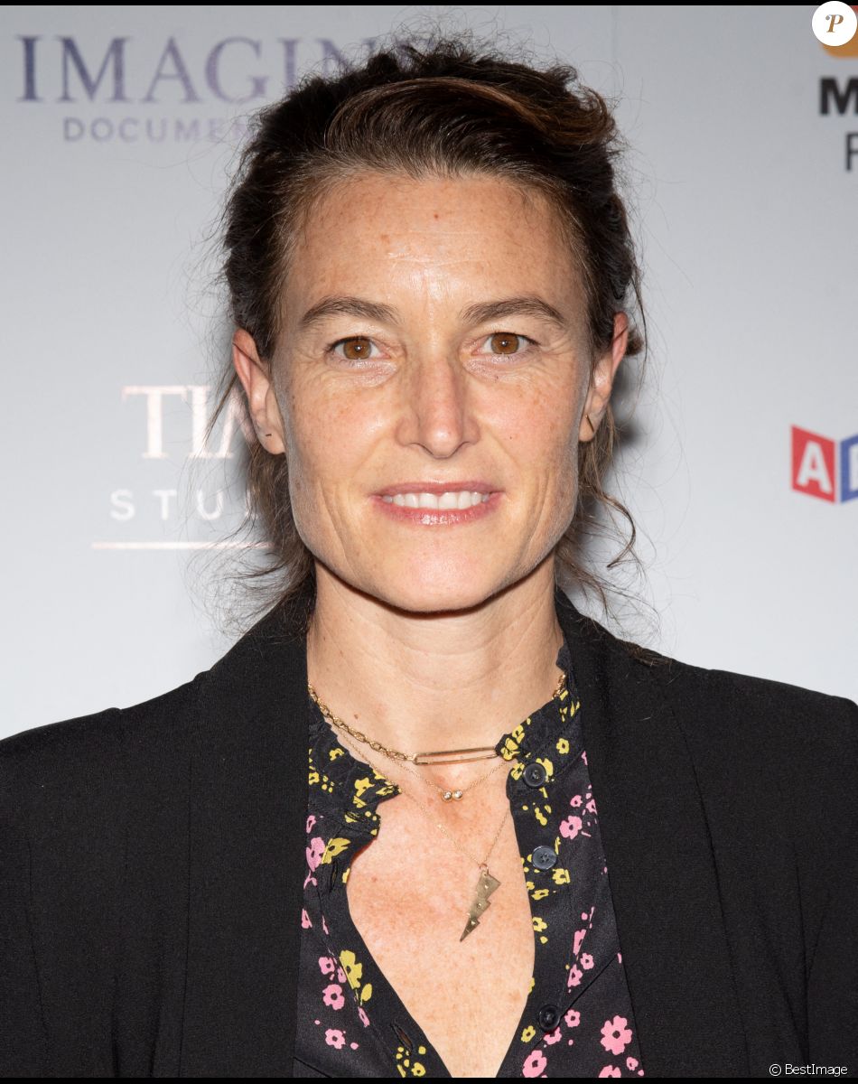 Dallas Rexer - Première du film "Paper And Glue: A JR Project" à Los Angeles, le 18 novembre 2021.