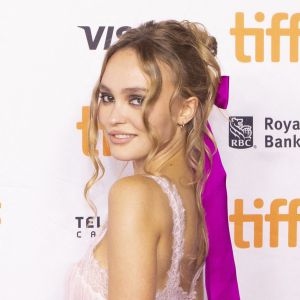 Lily-Rose Depp fait la promotion du film ''Wolf'' lors du Festival international du film de Toronto.