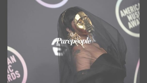 Cardi B méconnaissable sur tapis rouge : elle fait le show aux American Music Awards