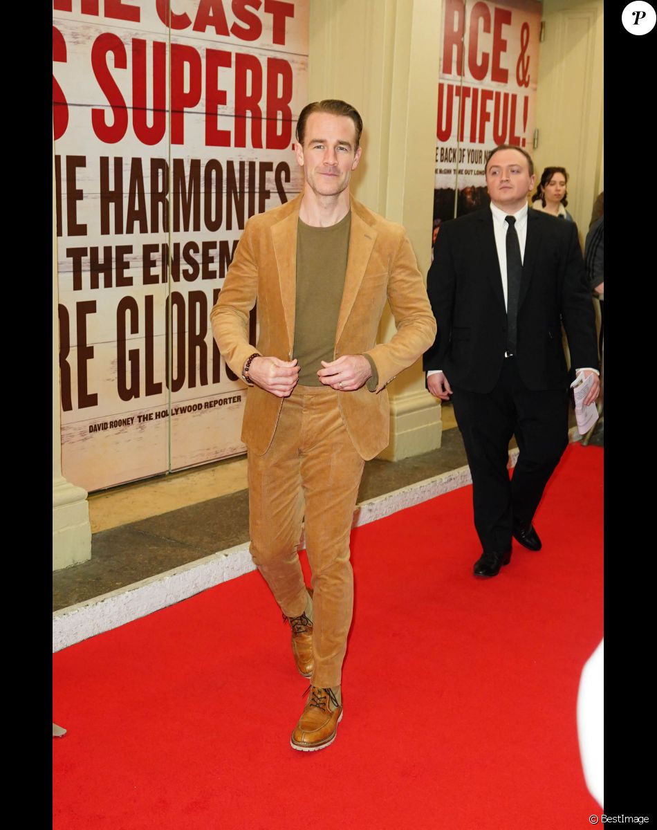 James Van Der Beek - Les célébrités assistent à la générale de la comédie musicale "Girl From The North Country" au théâtre Belasco à New York, le 5 mars 2020.
