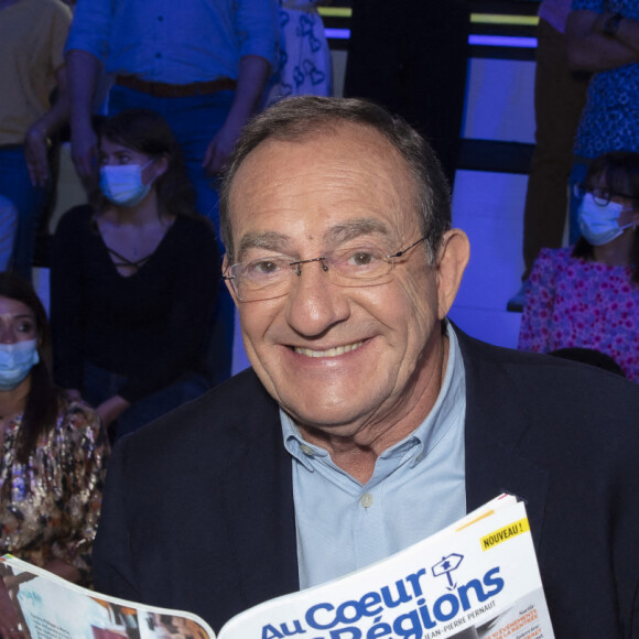 Exclusif - Jean-Pierre Pernaut - L'émission TPMP (Touche pas à Mon Poste) diffusée en direct le 31 Aout 2021 sur C8, en présence de Jean-Pierre Pernaut venu presenter son magazine "Au Coeur des Régions" (bimestriel) avec le soutien de son épouse Nathalie Marquay-Pernaut - Paris le 31 Aout 2021 © Jack Tribeca / Bestimage