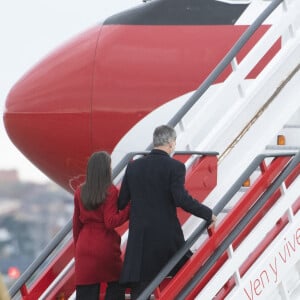 Le roi Felipe VI et la reine Letizia d'Espagne, s'apprêtent à partir en visite d'Etat en Suède, sur l'invitation du roi de Suède, pour souligner et renforcer les relations bilatérales entre les deux pays. Madrid. Le 23 novembre 2021.