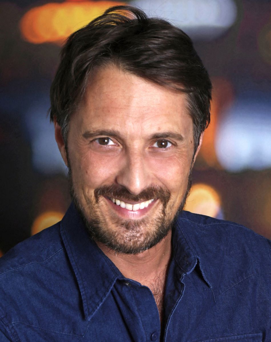Exclusif - Portrait de Vincent Cerutti. Le 3 juin 2021 © Cédric Perrin / Bestimage