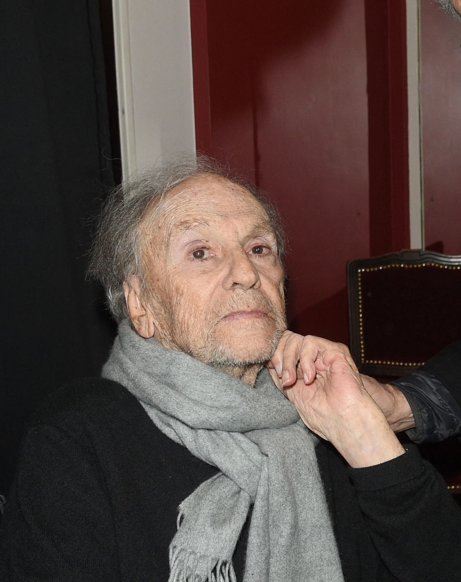 Exclusif - Jean-Louis Trintignant et Serge Toubiana - Jean-Louis Trintignant célèbre ses 88 ans sur la scène du théâtre de la Porte Saint-Martin ou il lit des poèmes de Prévert, Vian, Leprest ou encore Apollinaire à Paris le 11 décembre 2018. © Coadic Guirec/Bestimage