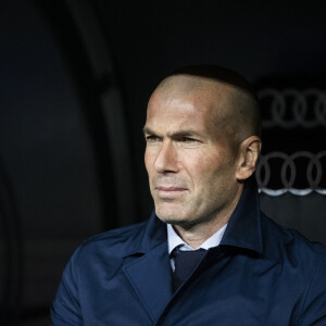 Zinedine Zidane lors du match de Liga opposant le Real Madrid au FC Barcelona au stade Santiago-Bernabéu à Madrid, espagne, le 1er ars 2020. Le Real a gagné 2-0. © Alterphotos/Panoramic/Bestimage