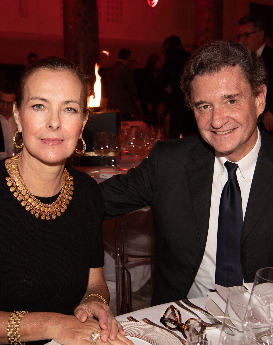 Carole Bouquet et son compagnon Philippe Sereys de Rothschild lors de la 5e édition des Plumes d'Or du Vin et de la Gastronomie au Pavillon Cambon, le 24 november 2021 à Paris. Photo de David Niviere/ABACAPRESS.COM