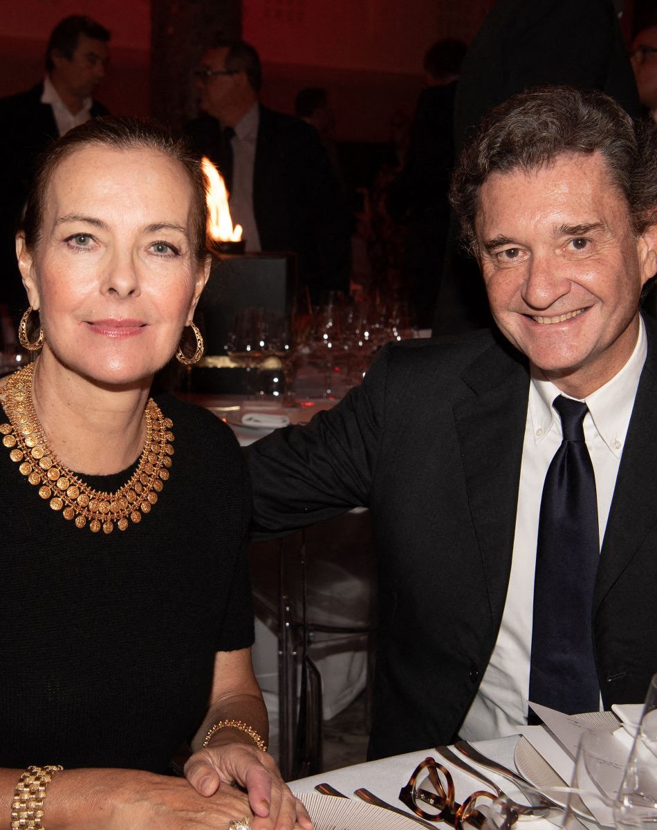 Carole Bouquet et son compagnon Philippe Sereys de Rothschild lors de la 5e édition des Plumes d'Or du Vin et de la Gastronomie au Pavillon Cambon, le 24 november 2021 à Paris. Photo de David Niviere/ABACAPRESS.COM