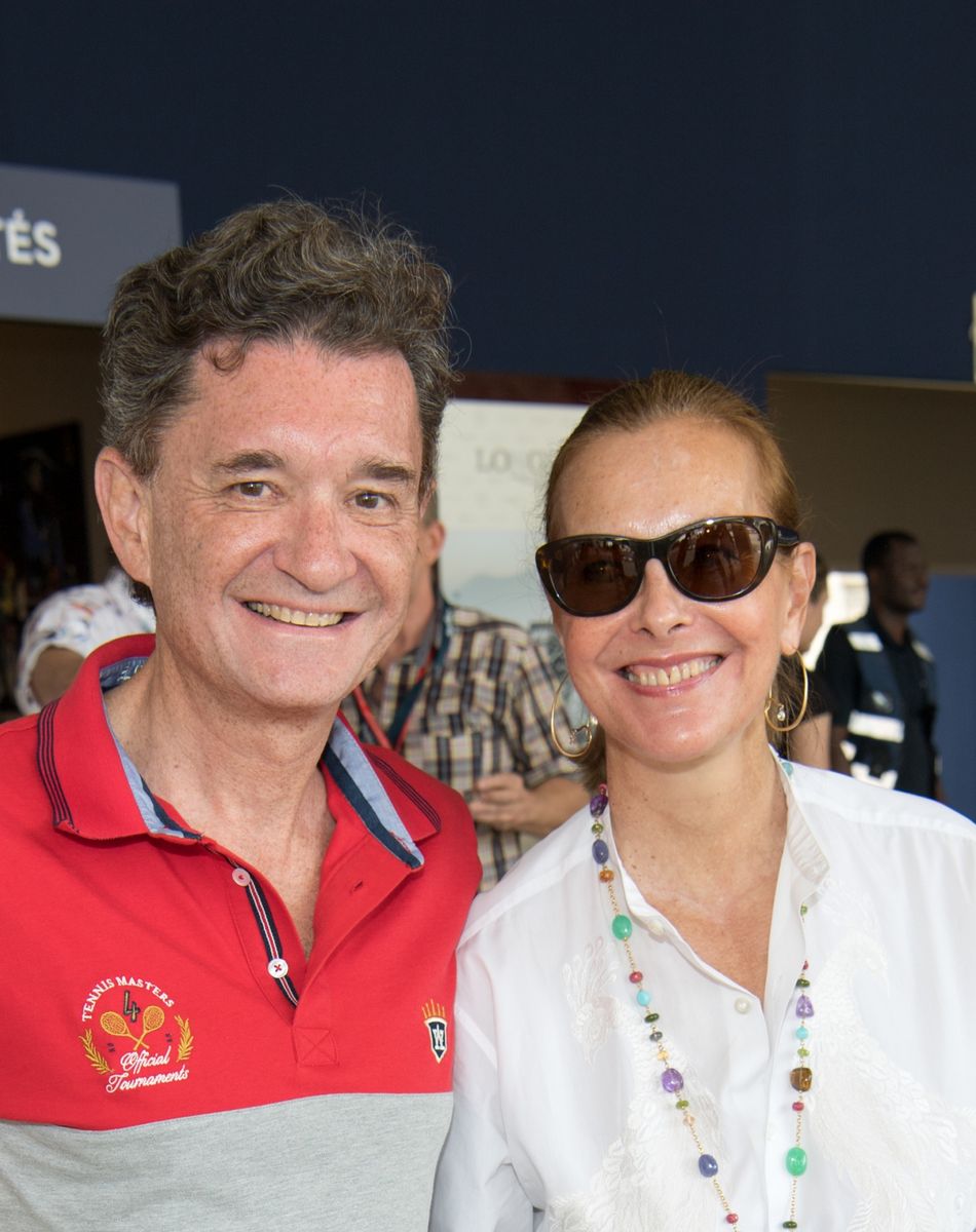 Exclusif - Philippe Seyres de Rothschild, sa compagne Carole Bouquet dans l'espace VIP du Longines Paris Eiffel Jumping au Champ de Mars à Paris le 7 juillet 2019.