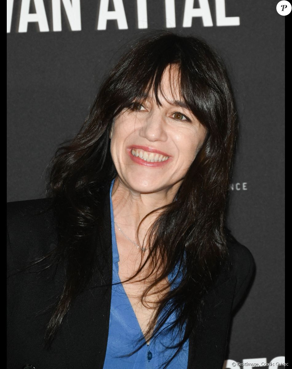 Charlotte Gainsbourg - Avant-première du film "Les Choses Humaines" au cinéma UGC Normandie à Paris, le 23 novembre 2021. © Coadic Guirec/Bestimage