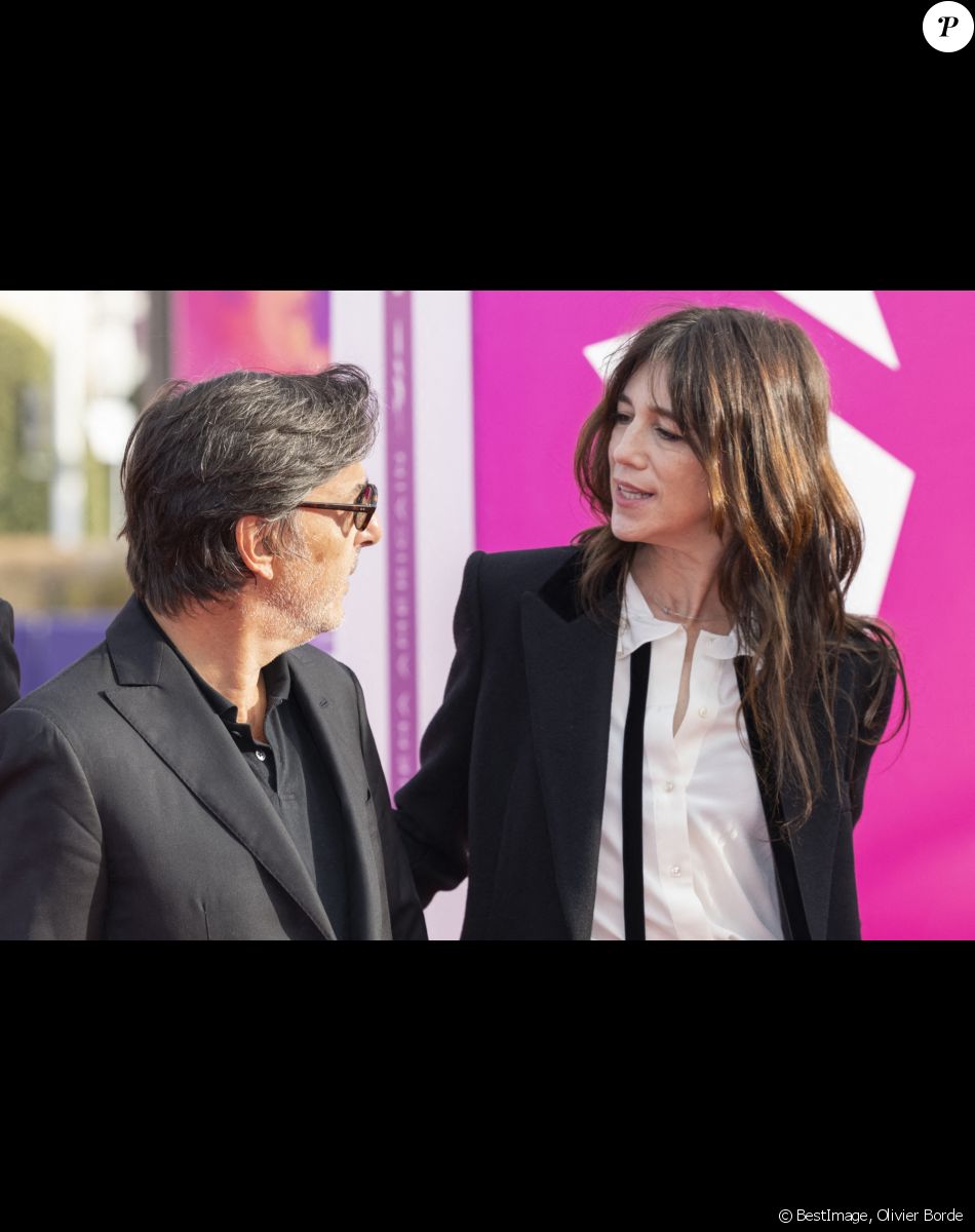 Yvan Attal et Charlotte Gainsbourg - Première du film "Les choses humaines" lors de la 47e édition du Festival du Cinéma Américain de Deauville, le 11 septembre 2021. © Olivier Borde / Bestimage