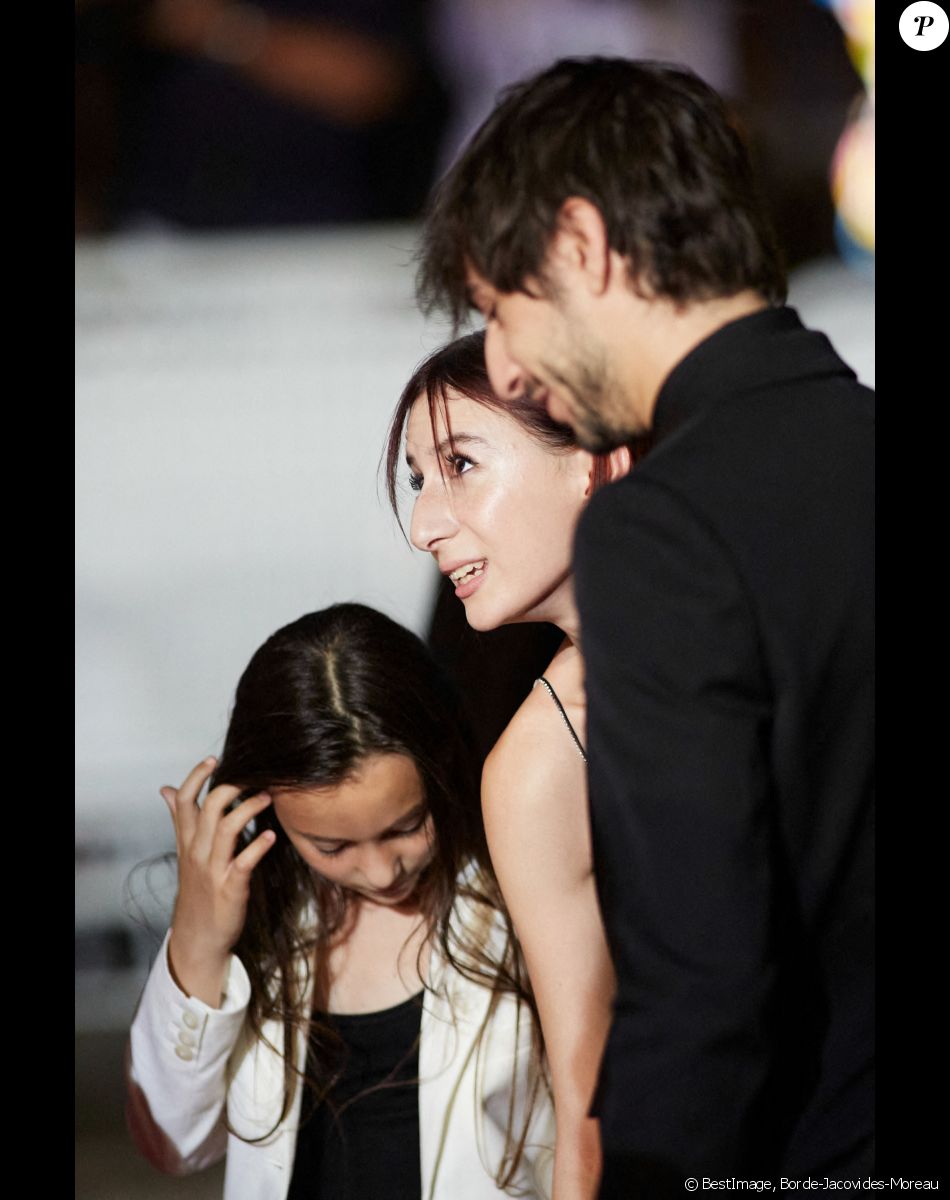 Alice, Ben et Joe Attal - Montée des marches du film "Jane par Charlotte" lors du 74e Festival de Cannes. Le 7 juillet 2021. © Borde-Jacovides-Moreau / Bestimage