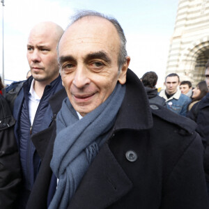 Eric Zemmour en visite à Marseille le 27 novembre 2021. Photo by Patrick Aventurier/ABACAPRESS.COM