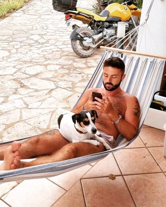 Benjamin Godard, premier candidat gay de "Qui veut épouser mon fils ?", divin sur Instagram.