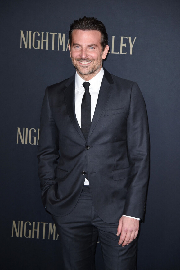 Bradley Cooper - Première du film "Nightmare Alley" au Alice Tully Hall à New York. Le 1er décembre 2021