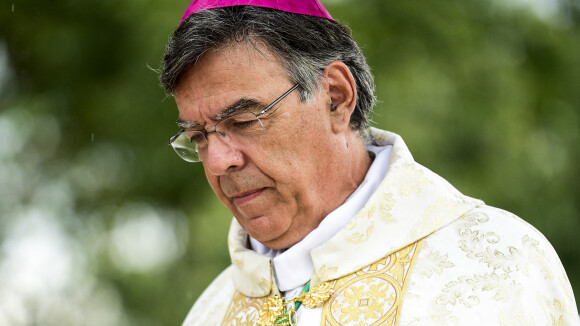 Monseigneur Michel Aupetit accusé d'avoir eu une liaison avec une femme : le pape réagit