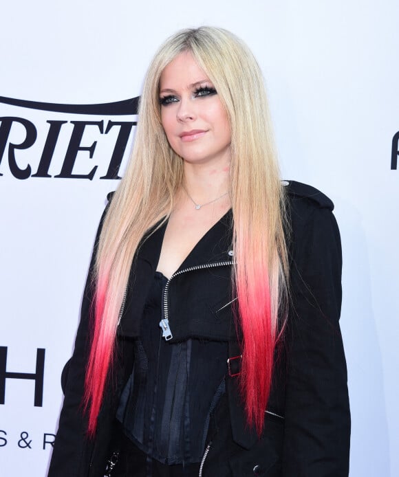 Avril Lavigne au photocall de la soirée Variety 2021 Music Hitmakers Brunch à Los Angeles le 4 décembre 2021. 