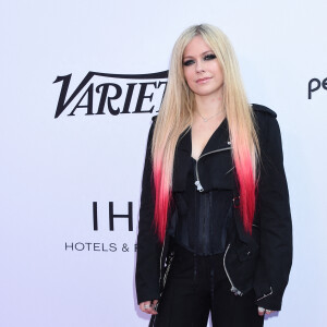 Avril Lavigne au photocall de la soirée Variety 2021 Music Hitmakers Brunch à Los Angeles le 4 décembre 2021. 