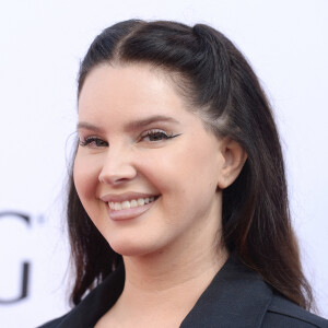 Lana Del Rey au photocall de la soirée Variety 2021 Music Hitmakers Brunch à Los Angeles le 4 décembre 2021. 