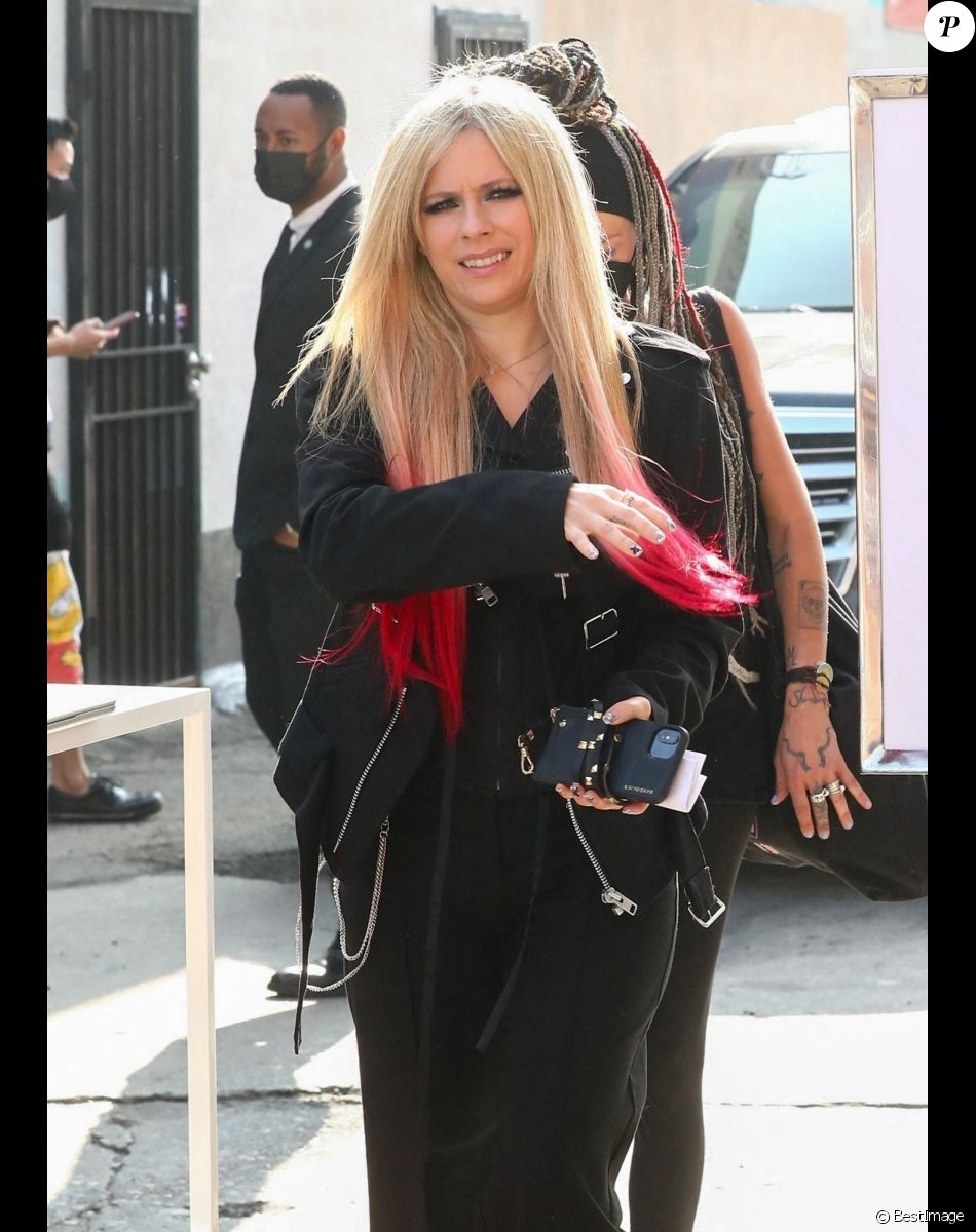 Avril Lavigne arrive au Variety 2021 Music Hitmakers Brunch à Los Angeles le 4 décembre 2021.