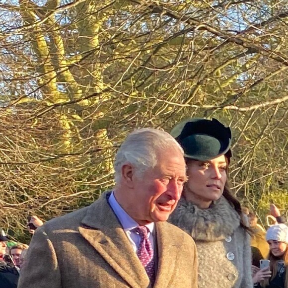 Le prince Charles, prince de Galles, Kate Middleton, duchesse de Cambridge, la princesse Charlotte, le prince William, duc de Cambridge et le prince George assistent à la messe de Noël en l'église Sainte-Marie-Madeleine à Sandringham au Royaume-Uni, le 25 décembre 2019.