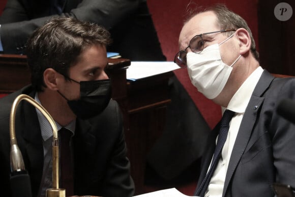 Gabriel Attal, Porte-parole du Gouvernement et le premier ministre, Jean Castex - Séance de questions au gouvernement à l'assemblée nationale, Paris, le 6 juillet 2021. © Stéphane Lemouton / Bestimage