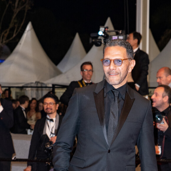 Roschdy Zem - Descente des marches du film "Roubaix, une lumière (Oh Mercy!)" lors du 72ème Festival International du Film de Cannes. Le 22 mai 2019 © Borde / Bestimage 