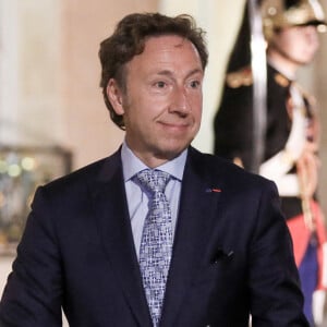 Stéphane Bern - Le président de la République et la première dame recoivent le Premier ministre de la République Hellénique et son épouse pour un diner de travail, au palais de l'Elysée, Paris, le 27 septembre 2021. © Stéphane Lemouton / Bestimage 